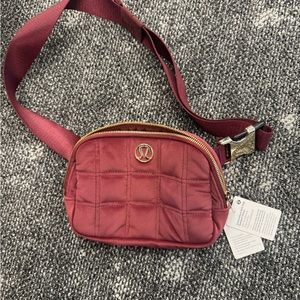 NET Lululemon Belt Bag - maroon quilted velvet